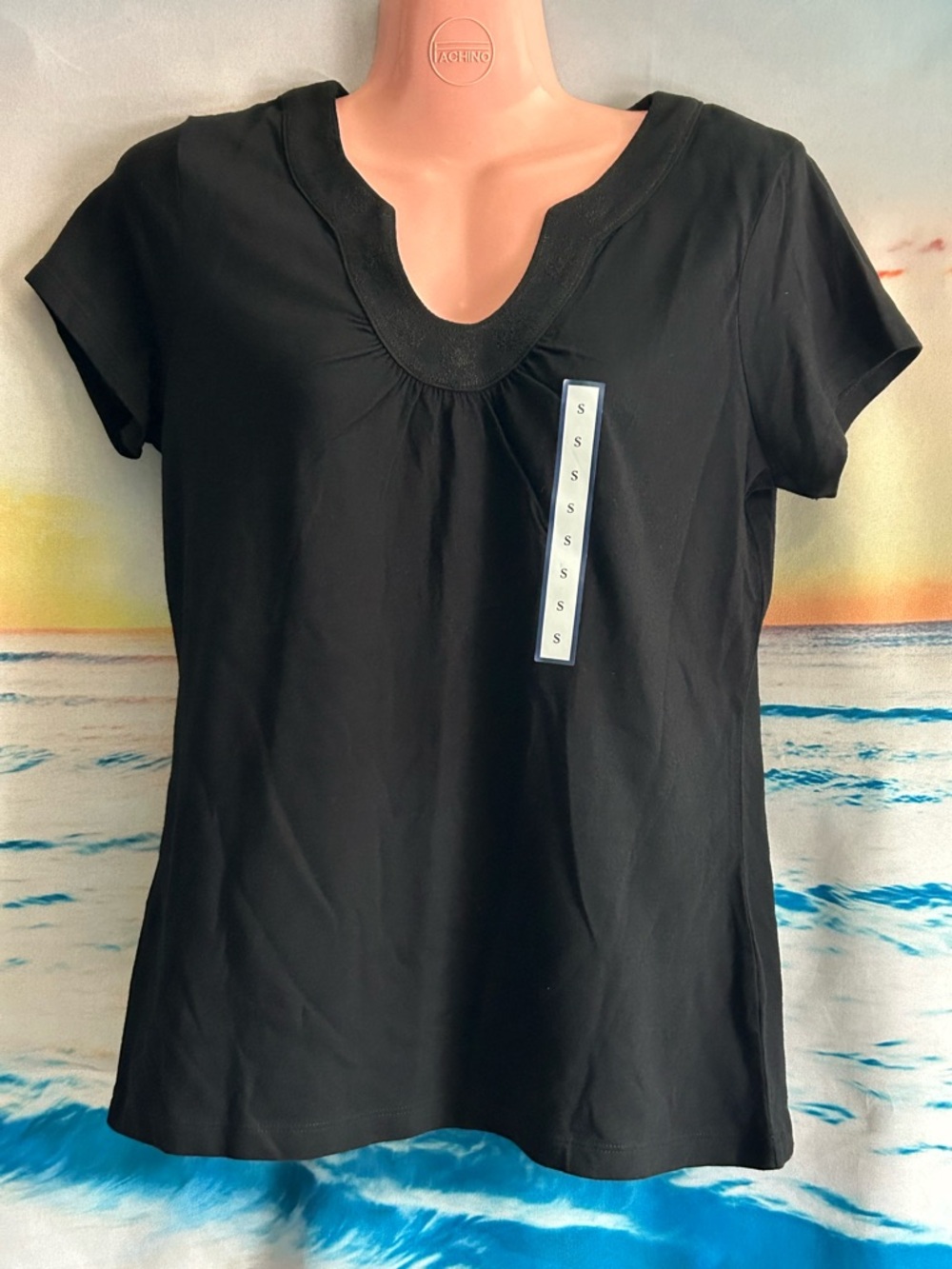 Croft & Barrow Women's Black Short Sleeve V-Neck Top SM NWT